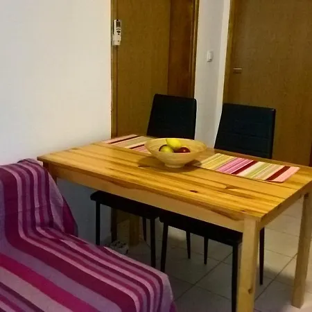 Lidija Apartment *