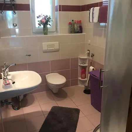 Lidija Apartment *