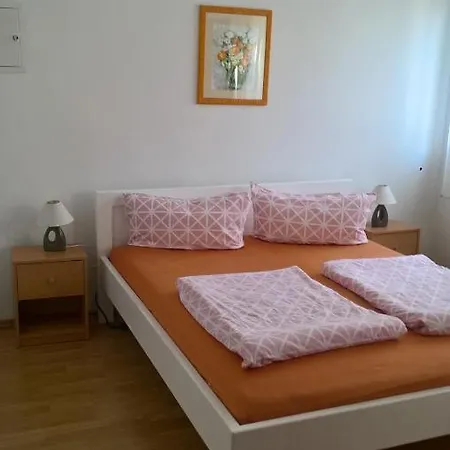 Lidija Apartment